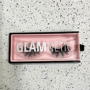 Glamnetic, Bombshell,  Magnetic Eyelashes